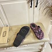 Fortok Gucci Vittoria GG canvas thong sandals Pink - 4