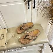 Fortok Gucci Vittoria GG canvas thong sandals Yellow - Red - 6