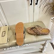Fortok Gucci Vittoria GG canvas thong sandals Yellow - Red - 4