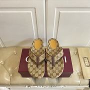 Fortok Gucci Vittoria GG canvas thong sandals Brown 02 - 1
