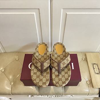 Fortok Gucci Vittoria GG canvas thong sandals Brown 02
