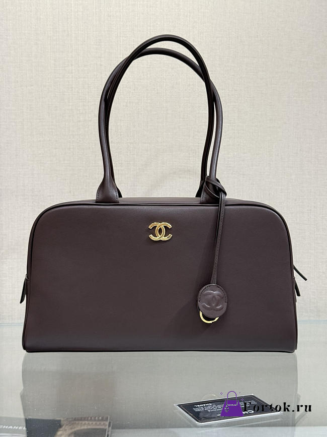 Fortok Chanel 2026ss Bowling Bag CC logo Brown 19*35.5*12.5cm - 1