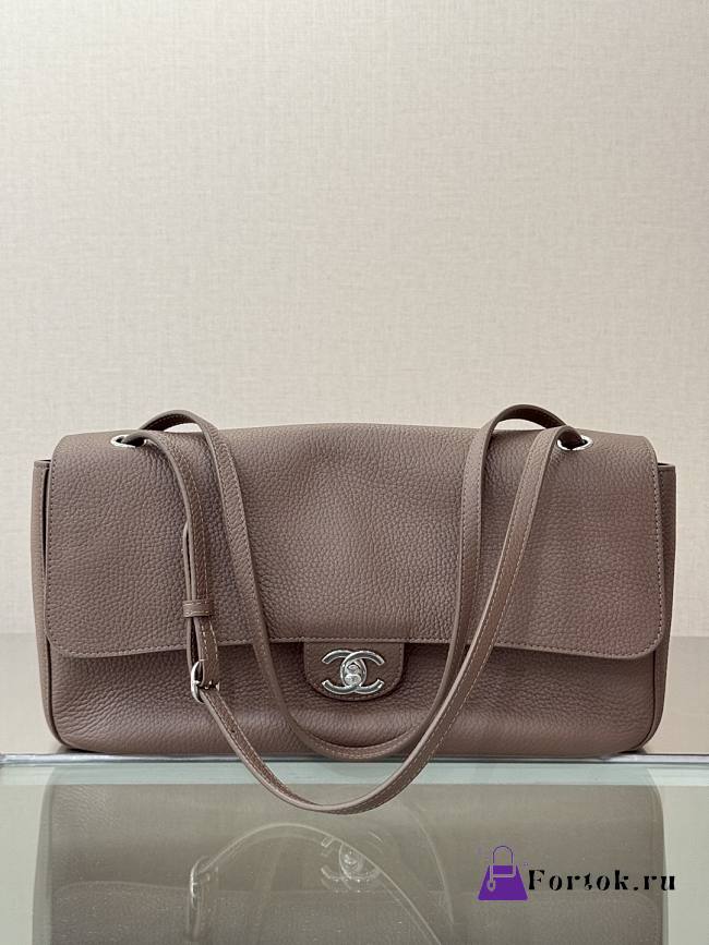 Fortok Chanel 2026ss  Chanel Maxi Flapbag Beige 19.5*32*10cm - 1