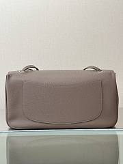Fortok Chanel 2026ss  Chanel Maxi Flapbag Beige 19.5*32*10cm - 6
