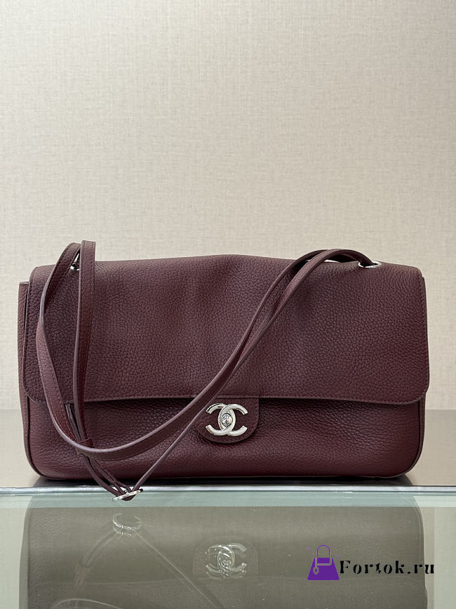 Fortok Chanel 2026ss Chanel Maxi Flapbag Burgundy 19.5*32*10cm - 1