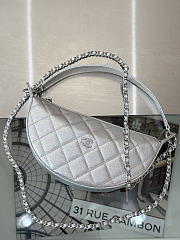 Fortok Chanel Half Moon Hobo Caviar Silver 23-13-5cm - 3