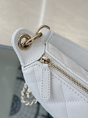 Fortok Chanel Half Moon Hobo Caviar White 23-13-5cm - 3