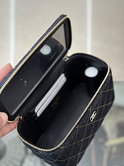 Fortok Chanel Denim Quilted Vanity Case With Chain Dark Blue 9.5*17*8cm - 4