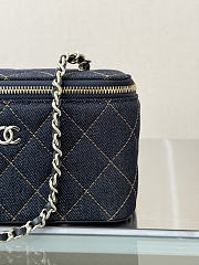 Fortok Chanel Denim Quilted Vanity Case With Chain Dark Blue 9.5*17*8cm - 3