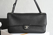 Fortok Chanel 2026ss Chanel Maxi Flapbag Black 19.5*32*10cm - 1