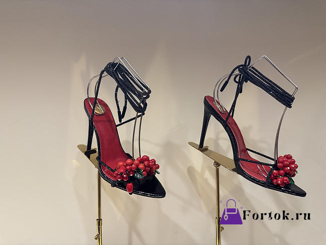 Fortok Saint Laurent MON CHÉRI High Heels Black  - 1