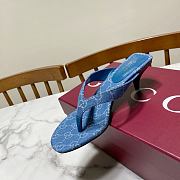 Fortok Gucci Vittoria Thong Sandals Blue GG Canvas 5.5cm - 4
