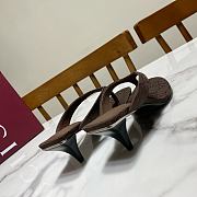 Fortok Gucci Vittoria Thong Sandals Brown GG Canvas 5.5cm - 2
