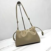 Fortok Loewe Flamenco Clutch Medium Nappa Calfskin Clay 30x10.5x20cm - 5