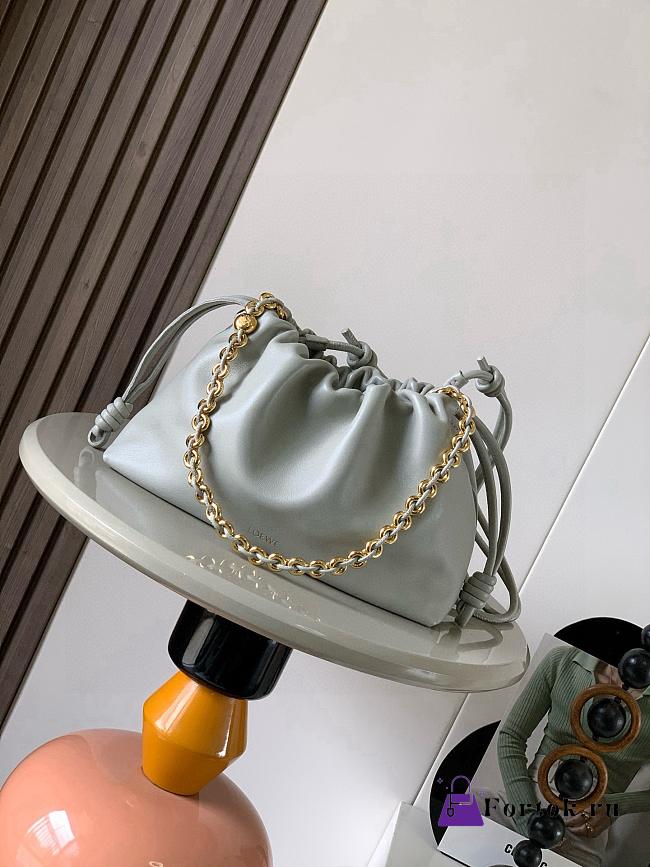 Fortok Loewe Flamenco Clutch Medium Nappa Calfskin Grey 30x10.5x20cm - 1