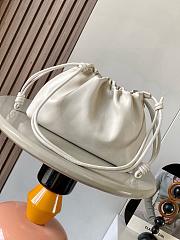 Fortok Loewe Flamenco Clutch Medium Nappa Calfskin White 30x10.5x20cm - 3