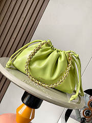 Fortok Loewe Flamenco Clutch Medium Nappa Calfskin Lime Green 30x10.5x20cm - 1