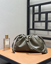 Fortok Loewe Flamenco Clutch Medium Nappa Calfskin Khaki 30x10.5x20cm - 4