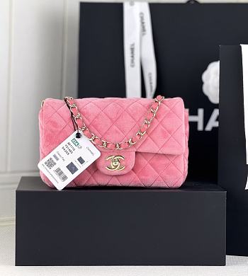 Fortok Chanel Velvet Quilted Flap Bag Pink 20cm