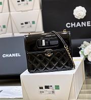 Fortok Chanel Patent Quilted Graphic Catch Flap Bag Black 20*18*8cm - 5