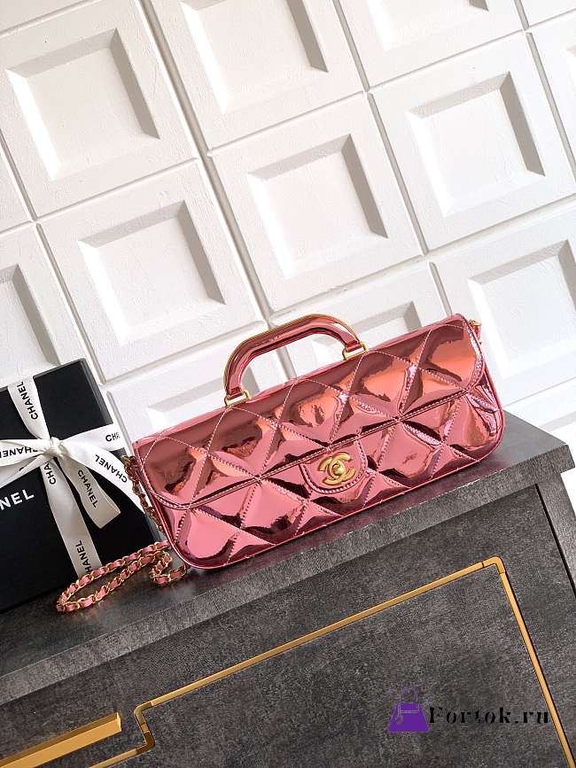Fortok Chanel Coco Handle Flap Bag Fall-Winter 2025/26 Collection Mirror Pink 12x 29 x 5cm - 1