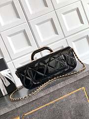 Fortok Chanel Coco Handle Flap Bag Fall-Winter 2025/26 Collection Mirror Black 12x 29 x 5cm - 3