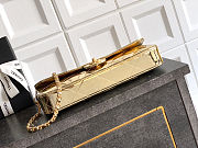Fortok Chanel Coco Handle Flap Bag Fall-Winter 2025/26 Collection Mirror Yellow 12x 29 x 5cm - 6