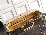 Fortok Chanel Coco Handle Flap Bag Fall-Winter 2025/26 Collection Mirror Yellow 12x 29 x 5cm - 5