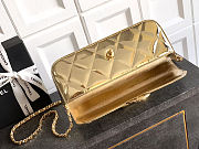 Fortok Chanel Coco Handle Flap Bag Fall-Winter 2025/26 Collection Mirror Yellow 12x 29 x 5cm - 4