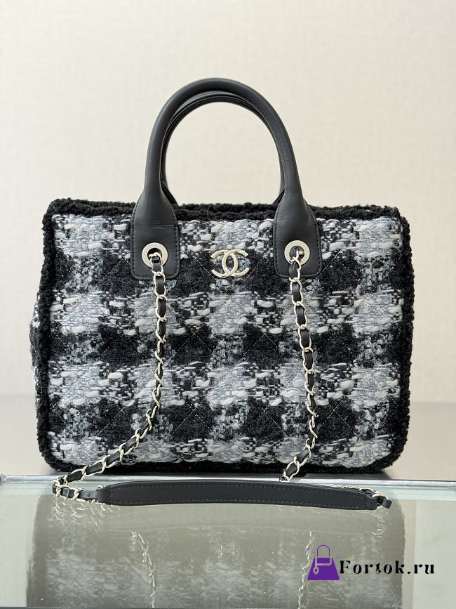 Fortok Chanel Tweed Tote Bag Black 24x33.5x11cm - 1
