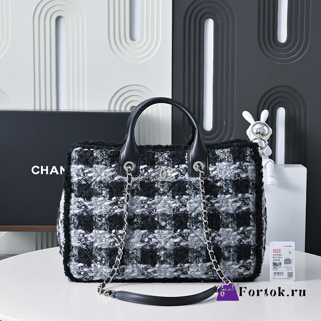 Fortok Chanel Tweed Medium Tote Bag Black 27.5x39.5x16cm - 1