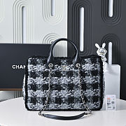 Fortok Chanel Tweed Medium Tote Bag Black 27.5x39.5x16cm - 1