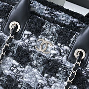 Fortok Chanel Tweed Medium Tote Bag Black 27.5x39.5x16cm - 2