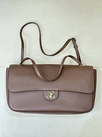 Fortok Chanel Grained Calfskin Maxi Flap Brown Gold Hardware 32x19.5x10cm