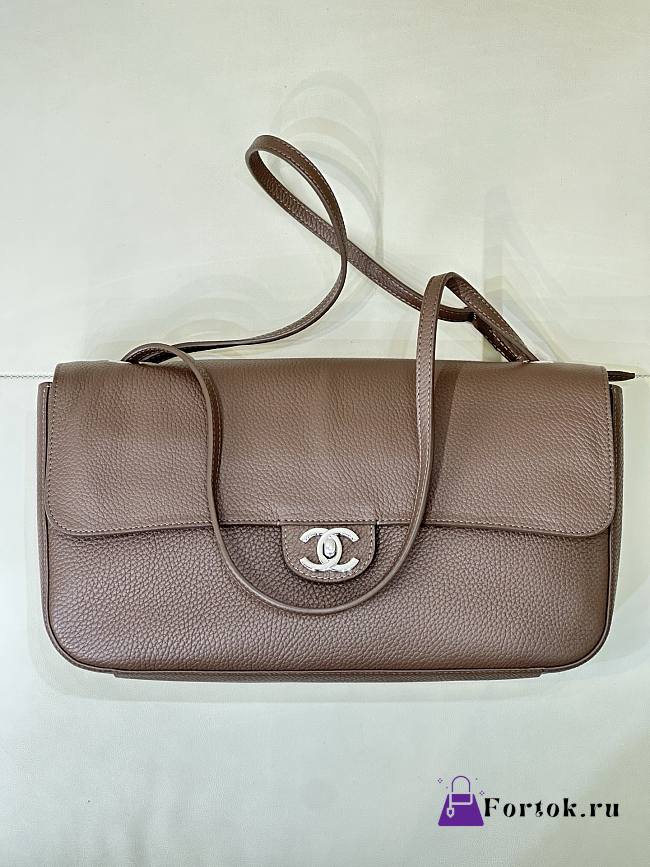Fortok Chanel Grained Calfskin Maxi Flap Brown Silver Hardware 32x19.5x10cm - 1