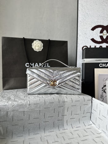 Fortok Chanel Chevron Quilted Top Handle Envelope Clutch Metallic Silver 10-26-5CM