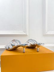 Fortok Louis Vuitton LV Frame Mules Metallic Silver 5.5cm     - 3