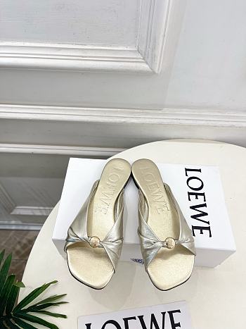 Fortok Loewe Pebble Soft Slides Metallic Silver Flats