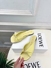 Fortok Loewe Pebble Soft Slides Leather Yellow Flats - 3