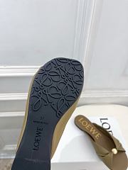 Fortok Loewe Pebble Soft Slides Leather Olive Flats - 3