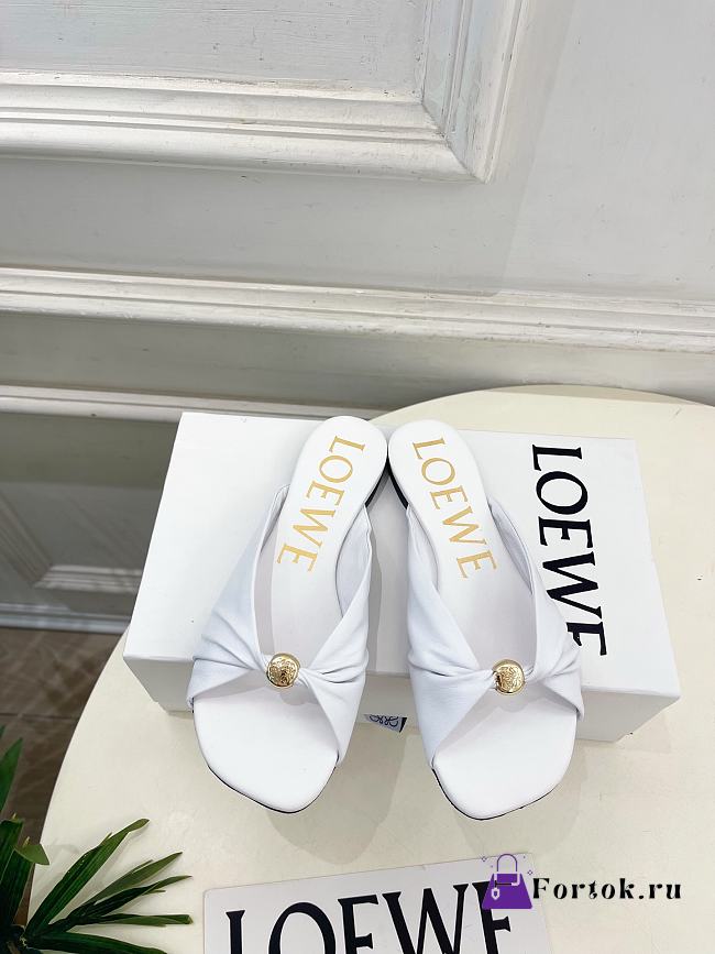 Fortok Loewe Pebble Soft Slides Leather White Flats - 1