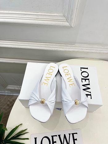 Fortok Loewe Pebble Soft Slides Leather White Flats