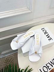 Fortok Loewe Pebble Soft Slides Leather White Flats - 3