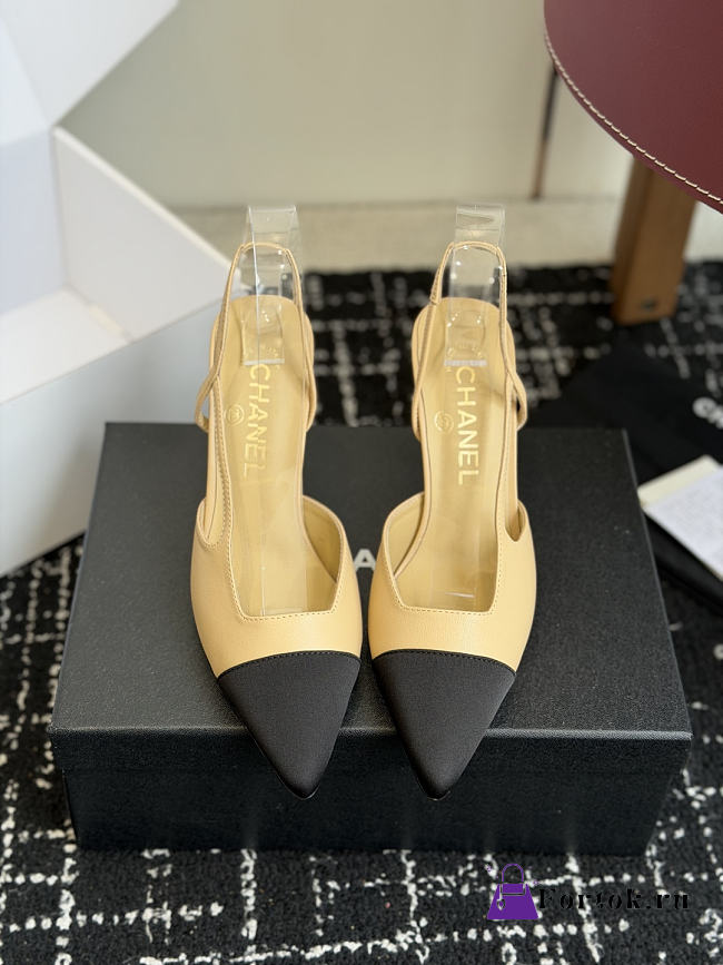 Fortok Chanel Métiers d'Art 2026 Slingback Pointed-toe Shoes Yellow-Black High Heels 9cm - 1