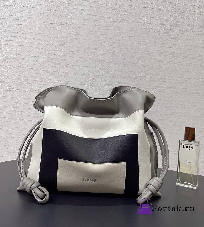 Fortok Loewe Medium Flamenco Clutch Nappa Calfskin White Mix 30 x 24.5 x 10cm - 1