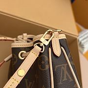 Fortok Louis Vuitton Nano Frivole Bag M29537 24x13x8 cm - 2