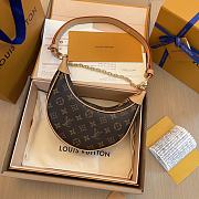Fortok Louis Vuitton Loop Handbag Monogram Canvas M81098 23x13x6cm  - 3