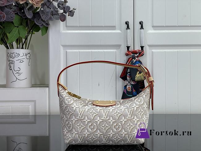 Fortok Louis Vuitton Pochette Hills M29879 18.5x11x6.5cm - 1