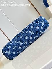 Fortok Louis Vuitton Pochette Voyage Souple Monogram Flowers Denim M27559 30x21x7.5cm - 6