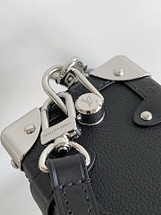 Fortok Louis Vuitton Side Trunk MM Black 23.5 x 16 x 8.5 cm - 5